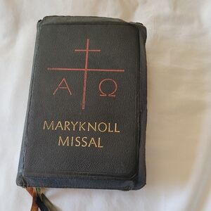 Vintage Maryknoll Fathers Daily Missal of The Mystical Body 1961